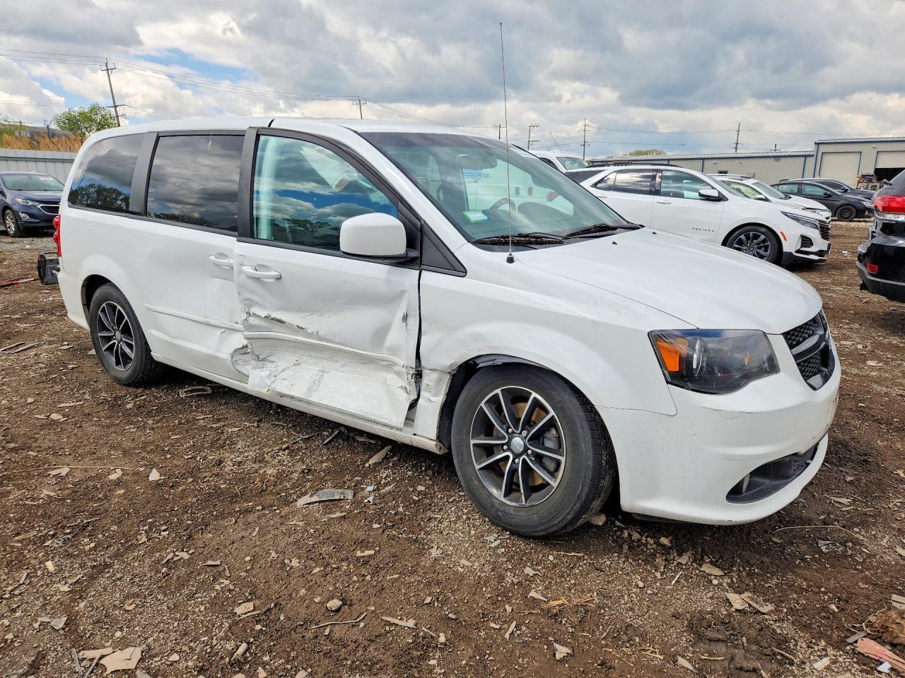 2017 Dodge Grand Caravan Sxt - Фото 4