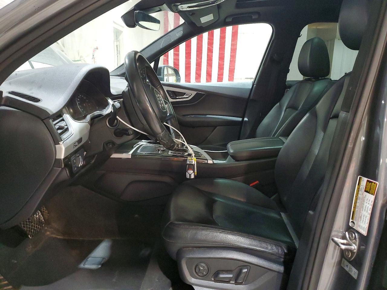 2018 Audi Q7 Premium Plus - Image 7