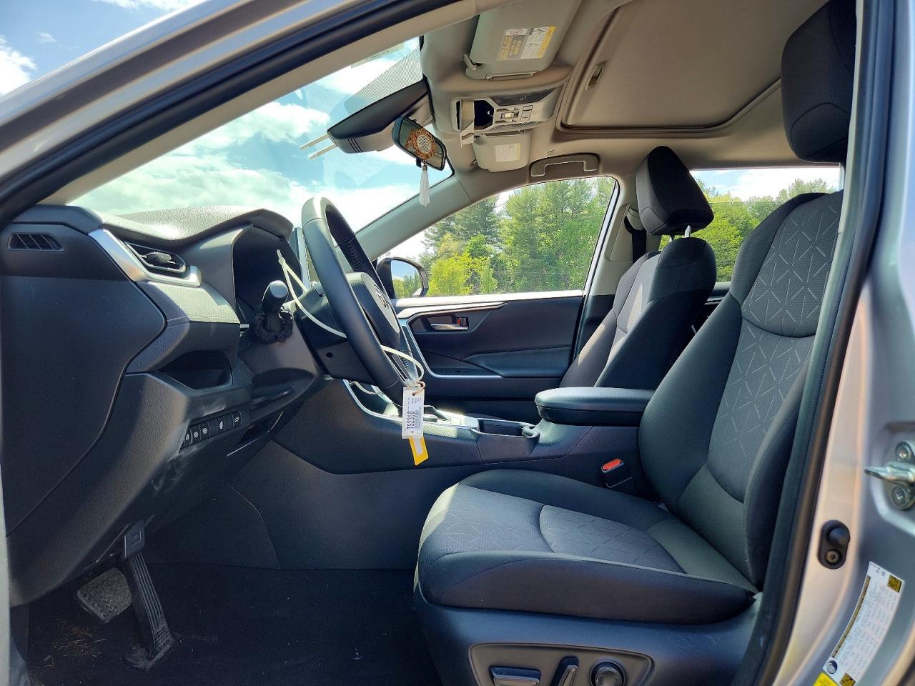 2025 Toyota Rav4 Hybrid Xle - Image 7