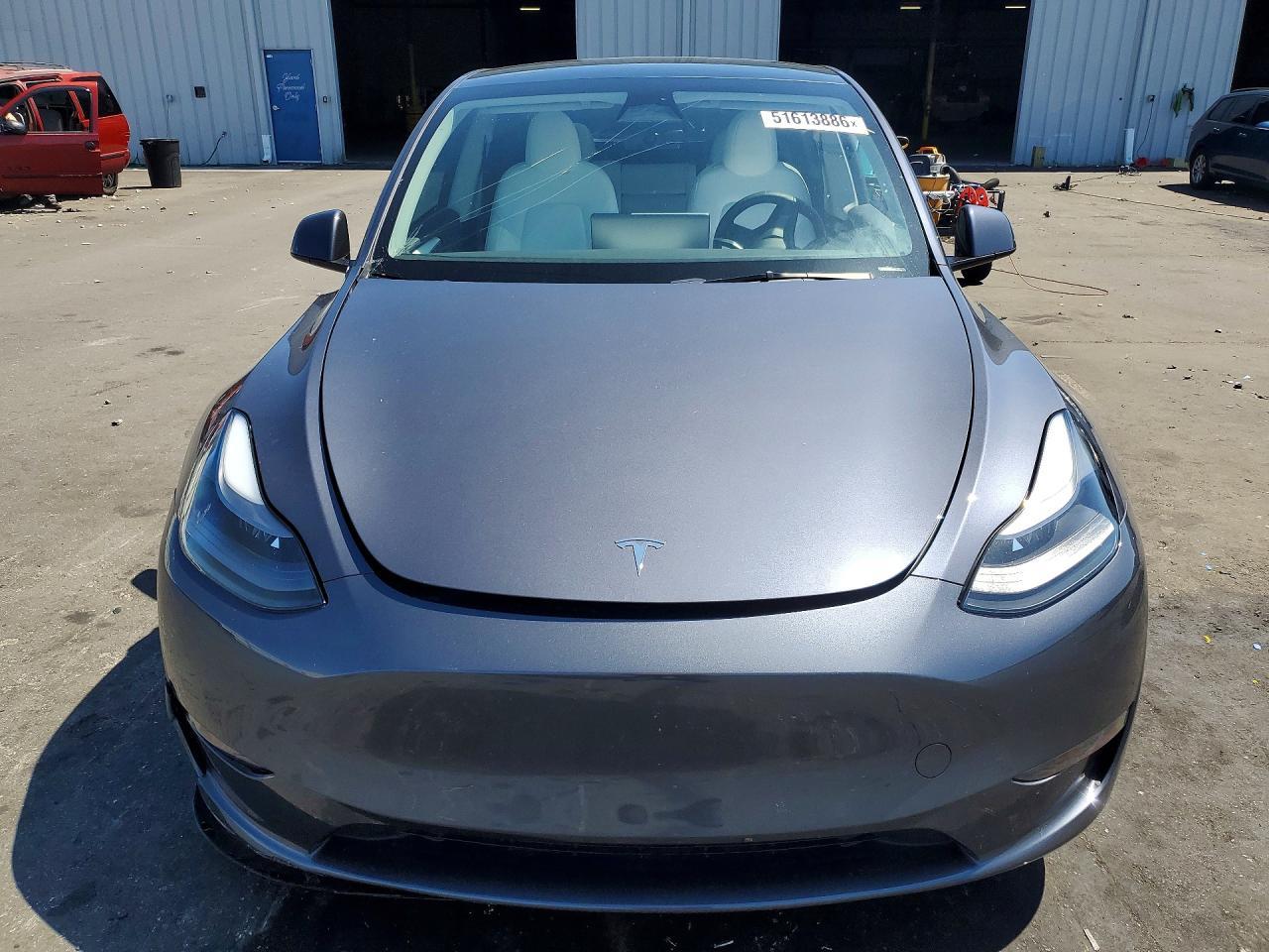 2023 Tesla Model Y - Фото 5