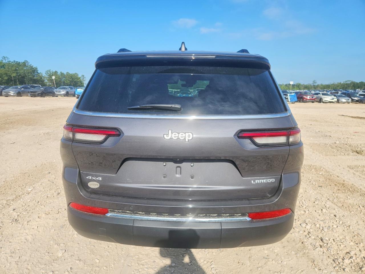 2025 Jeep Grand Cherokee L Laredo - Image 6