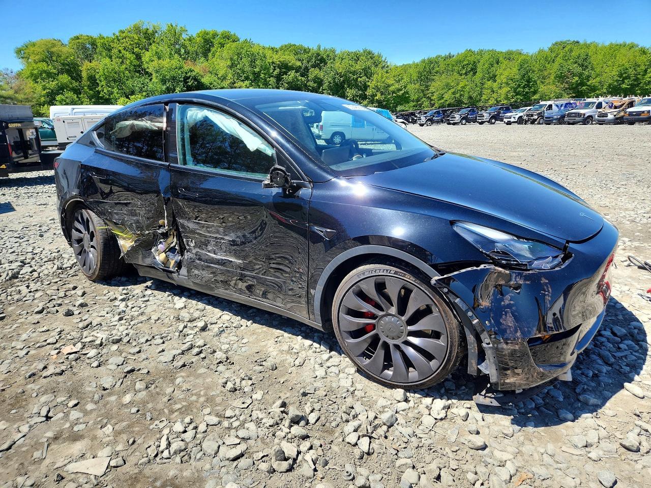 2022 Tesla Model Y - Фото 4