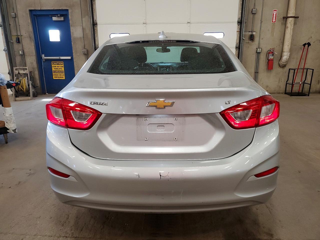 2017 Chevrolet Cruze Lt - Фото 6