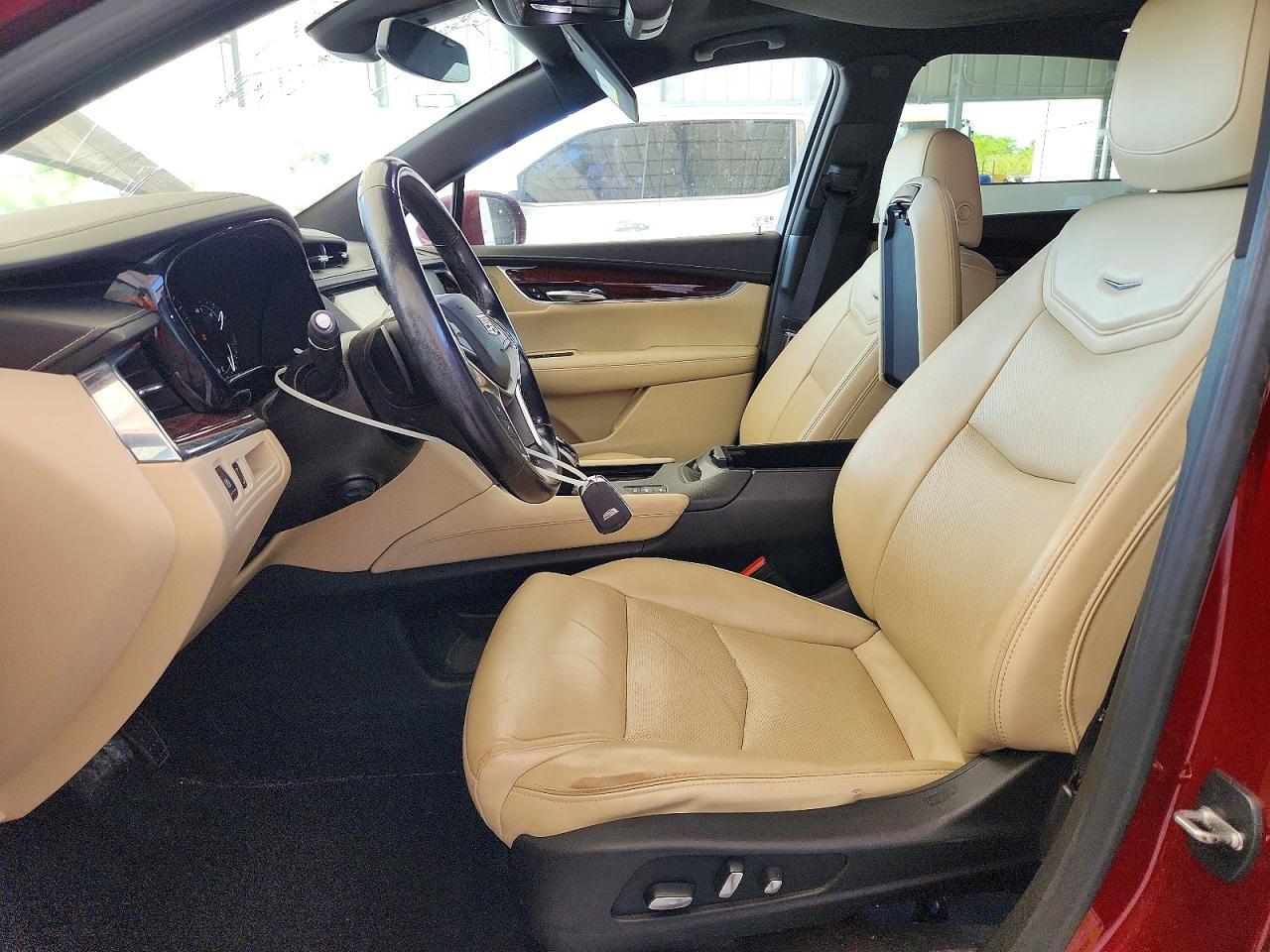 2018 Cadillac Xt5 Luxury - Image 7
