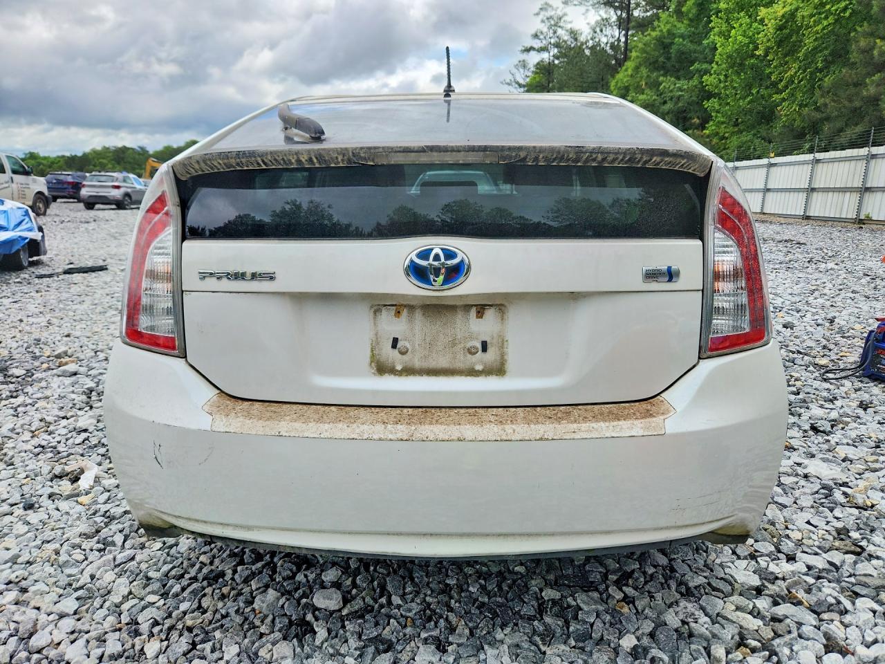 2014 Toyota Prius Two - Фото 6