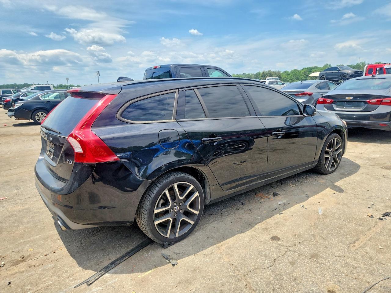 2018 Volvo V60 T5 Dynamic - Фото 3