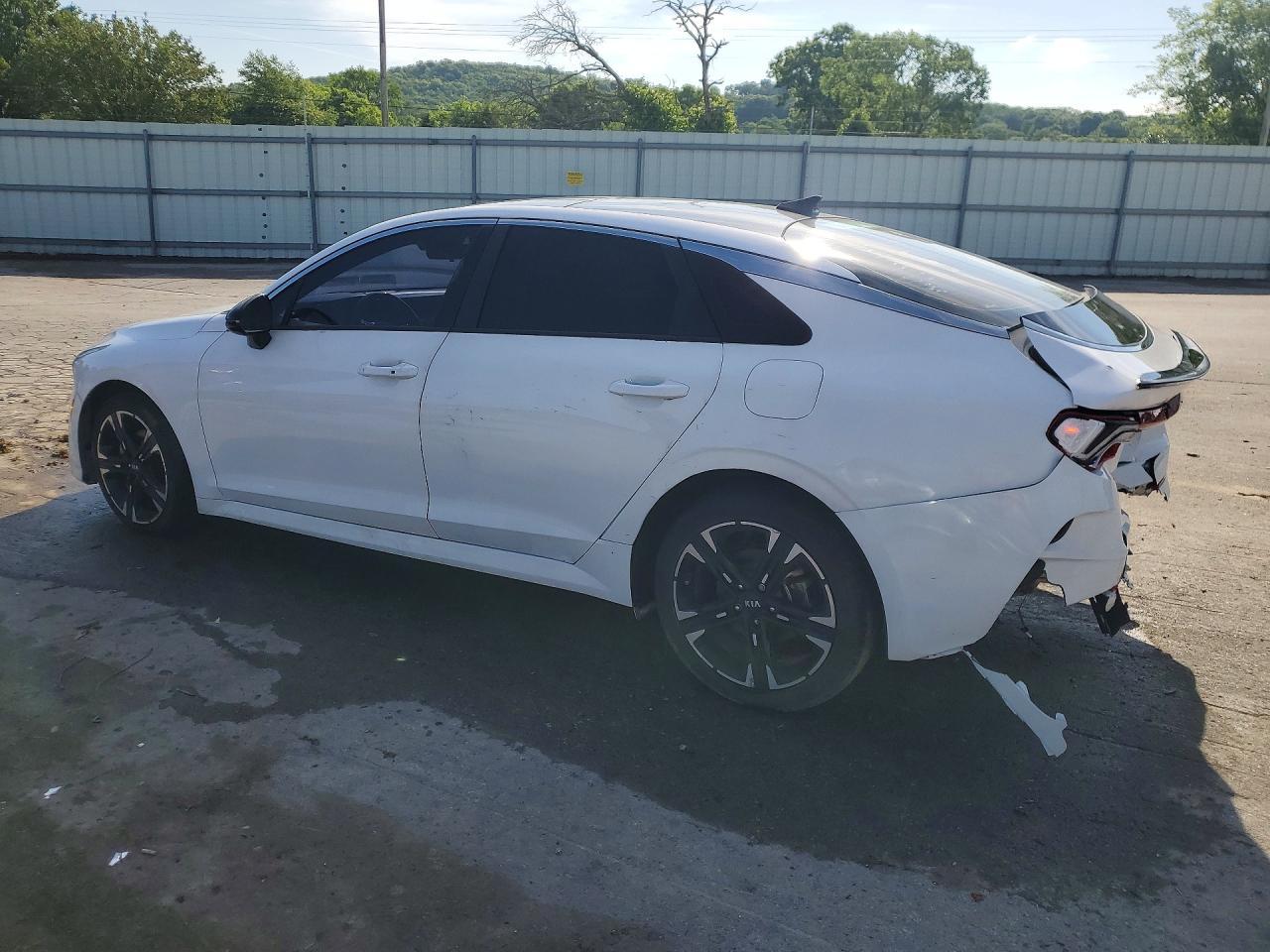 2021 Kia K5 Gt Line - Фото 2