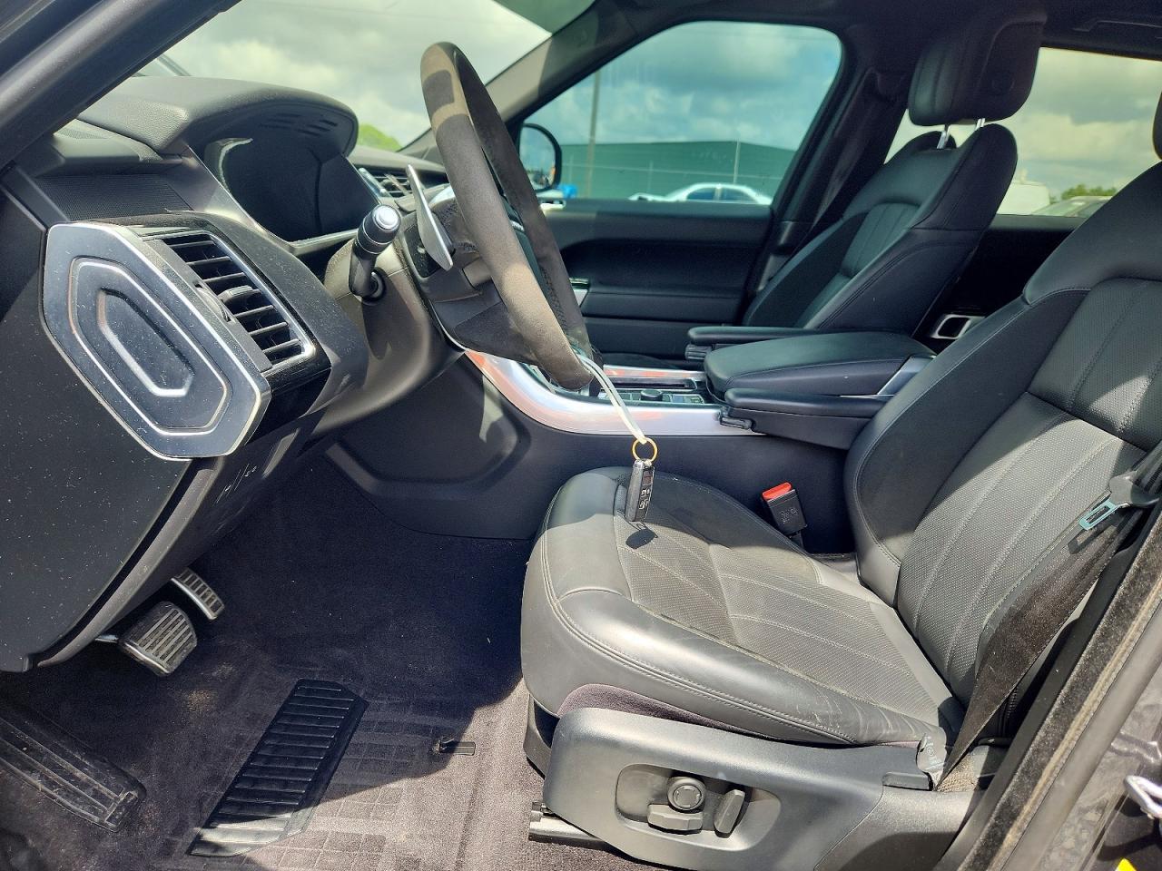 2021 Land Rover Range Rover Sport Hst - Image 7