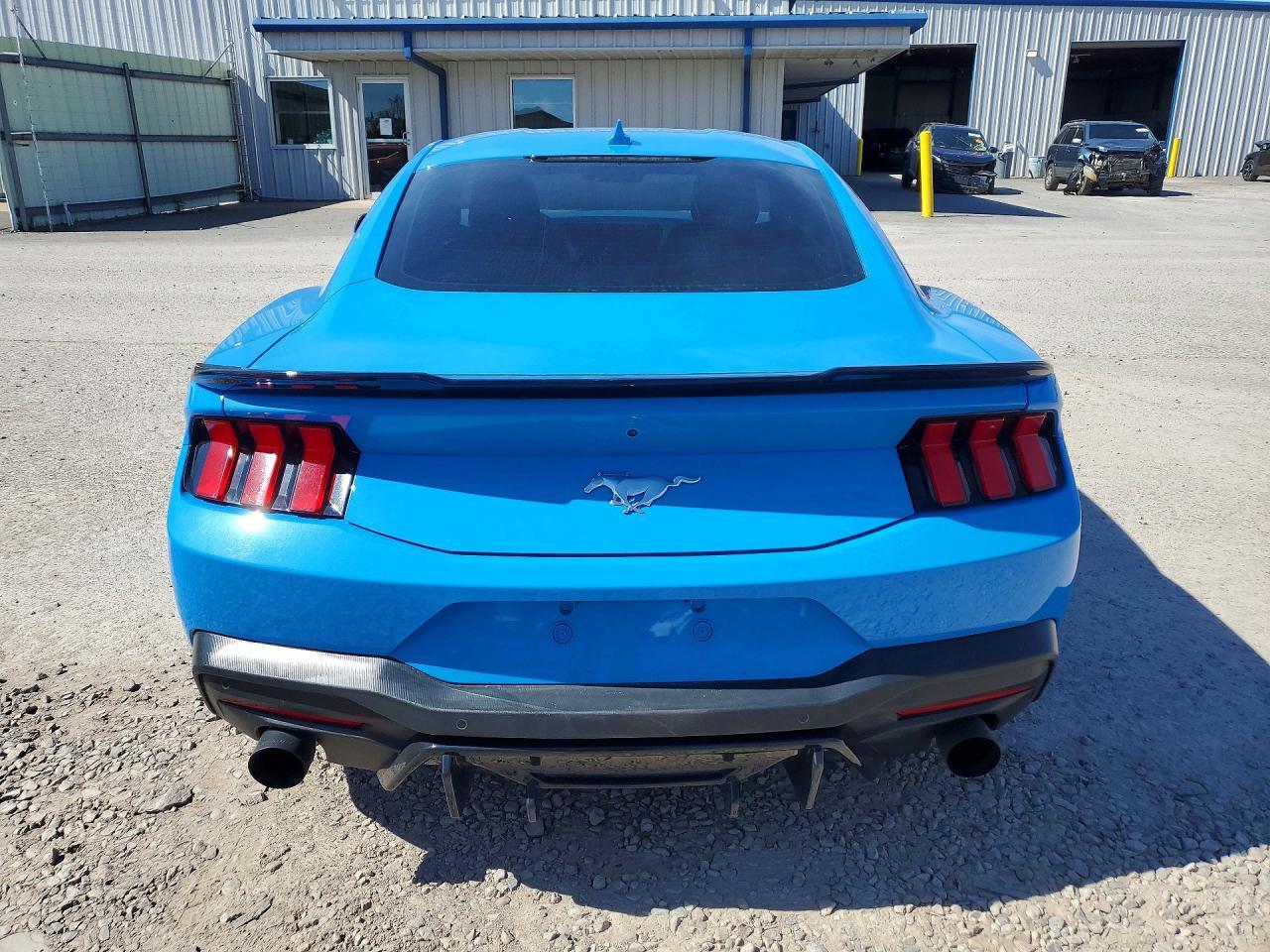 2024 Ford Mustang - Фото 6