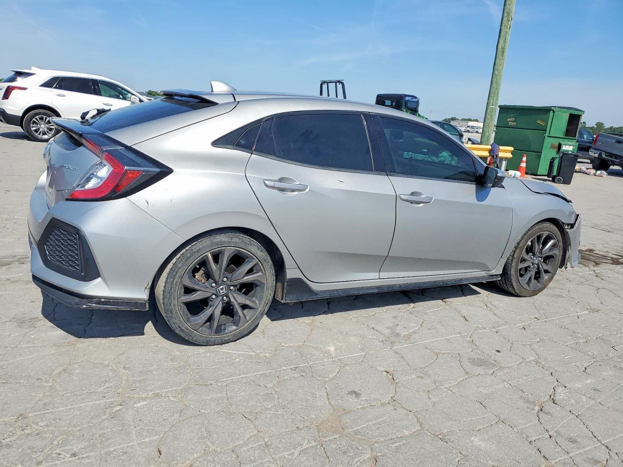 2018 Honda Civic Sport - Фото 3