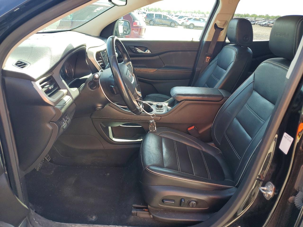 2020 GMC Acadia Denali - Image 7