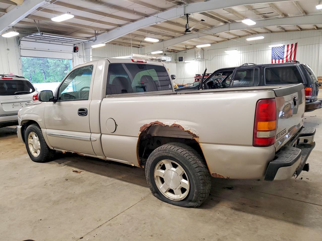 2008 GMC Sierra 1500 - Image 2