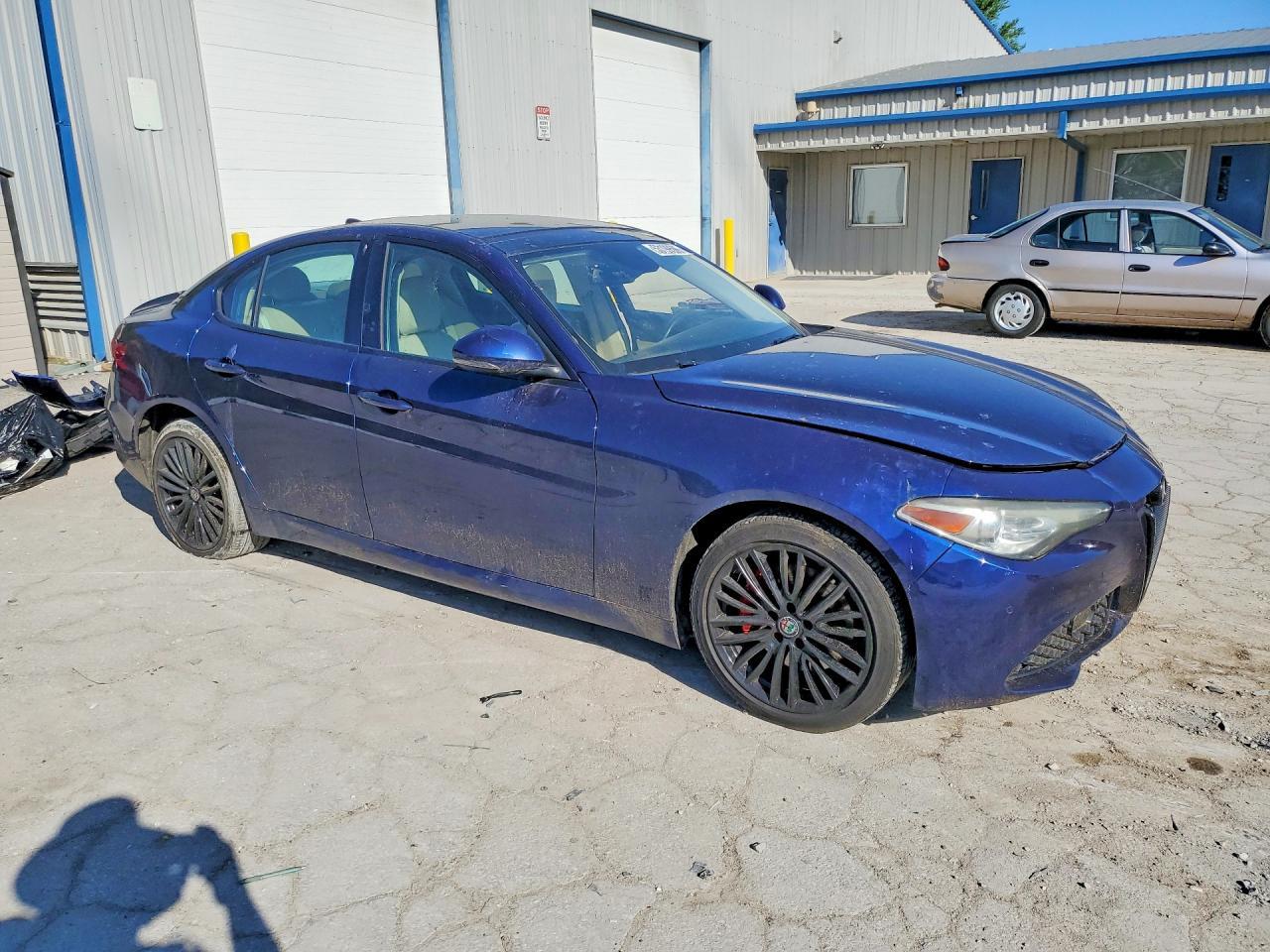2017 Alfa Romeo Giulia Ti Q4 - Фото 4