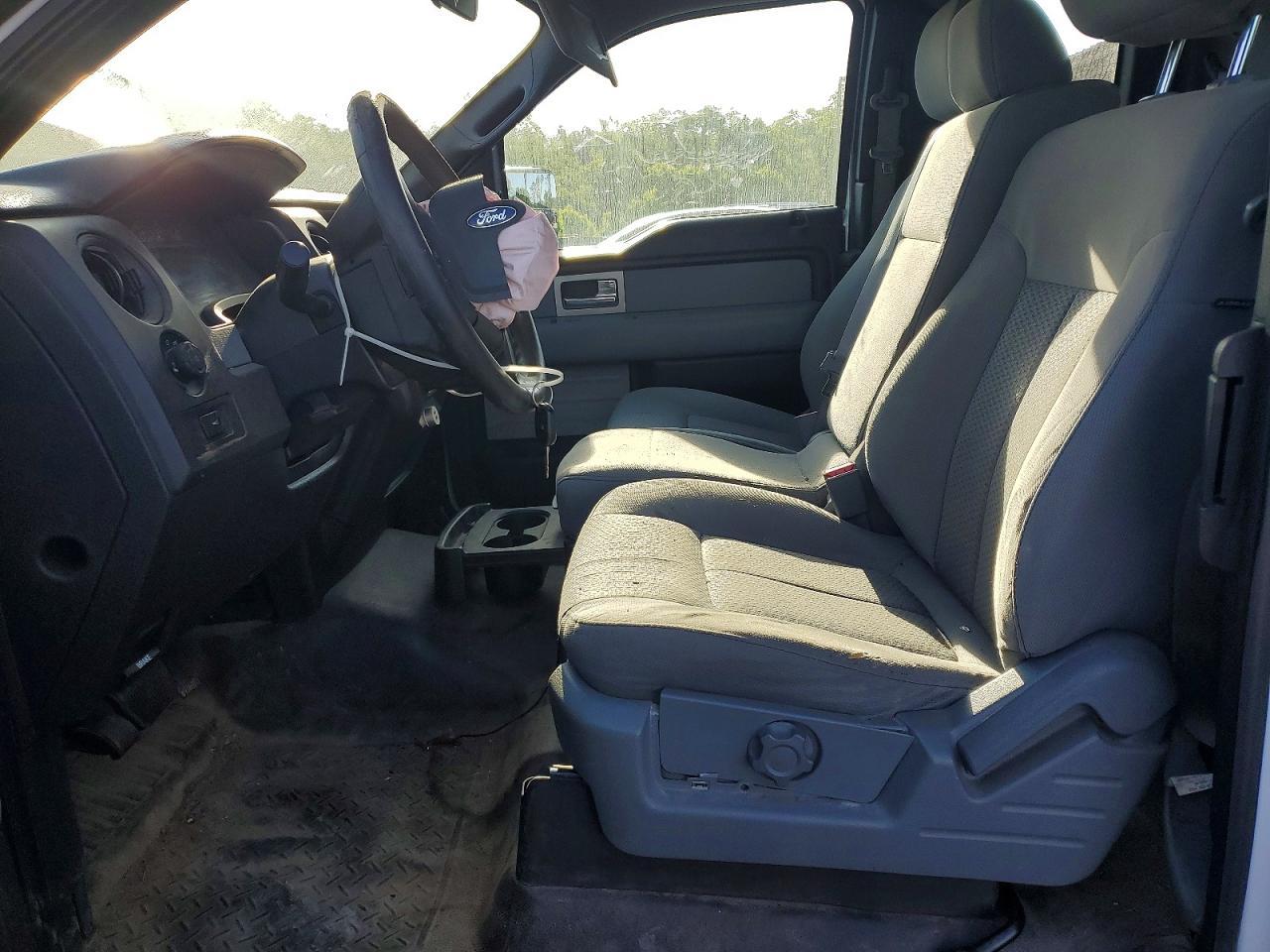 2011 Ford F150 Super Cab - Image 7