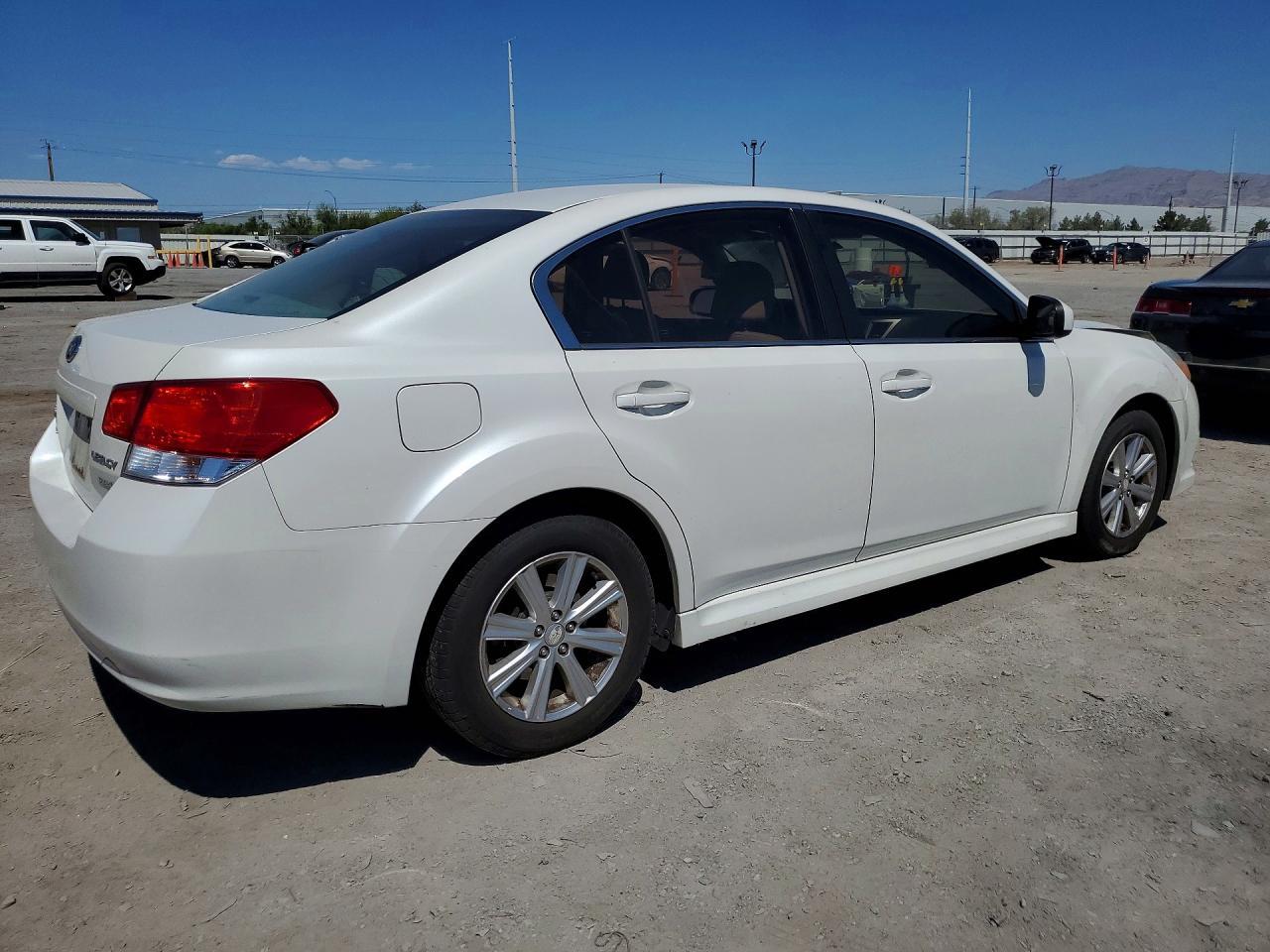 2012 Subaru Legacy 2.5I Premium - Image 3
