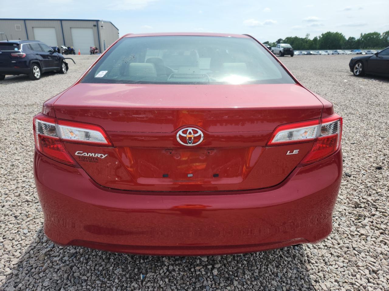 2012 Toyota Camry Le - Фото 6