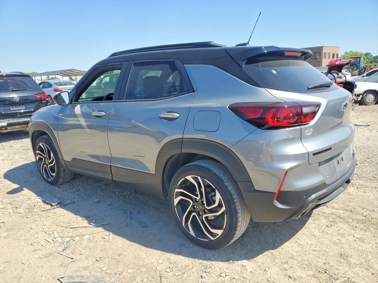 2024 Chevrolet Trailblazer Rs - Image 2