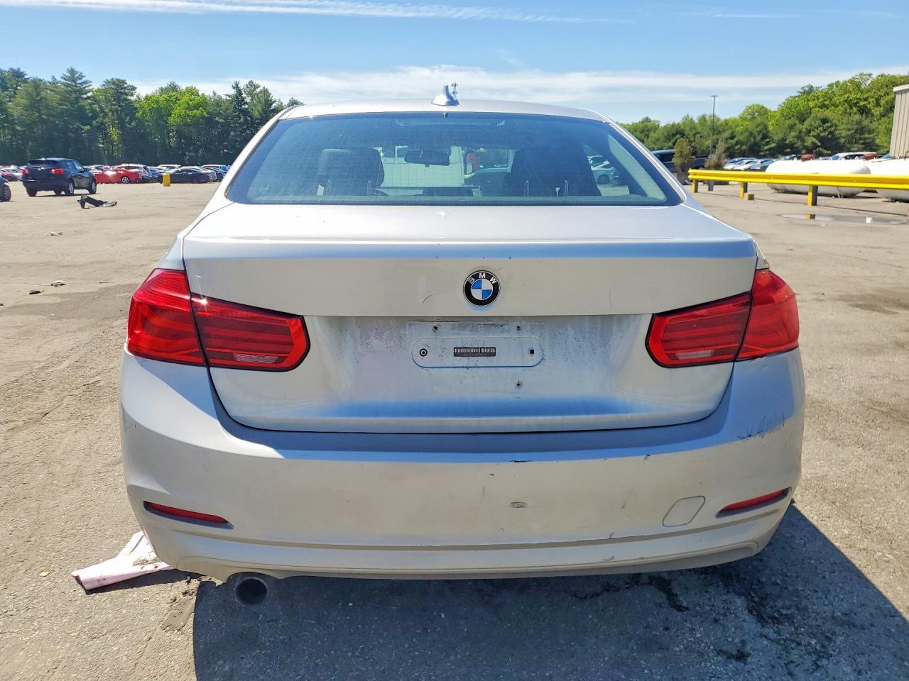 2016 BMW 320 I - Image 6