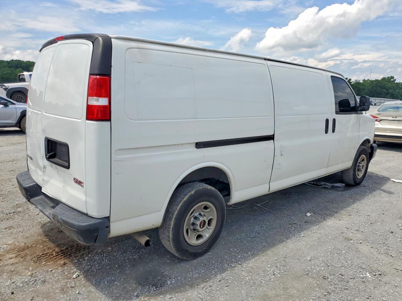 2023 GMC Savana G2500 - Image 3