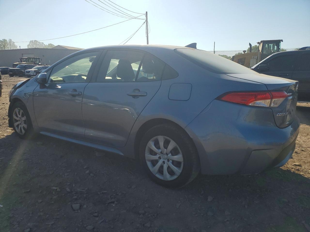 2022 Toyota Corolla Le - Фото 2
