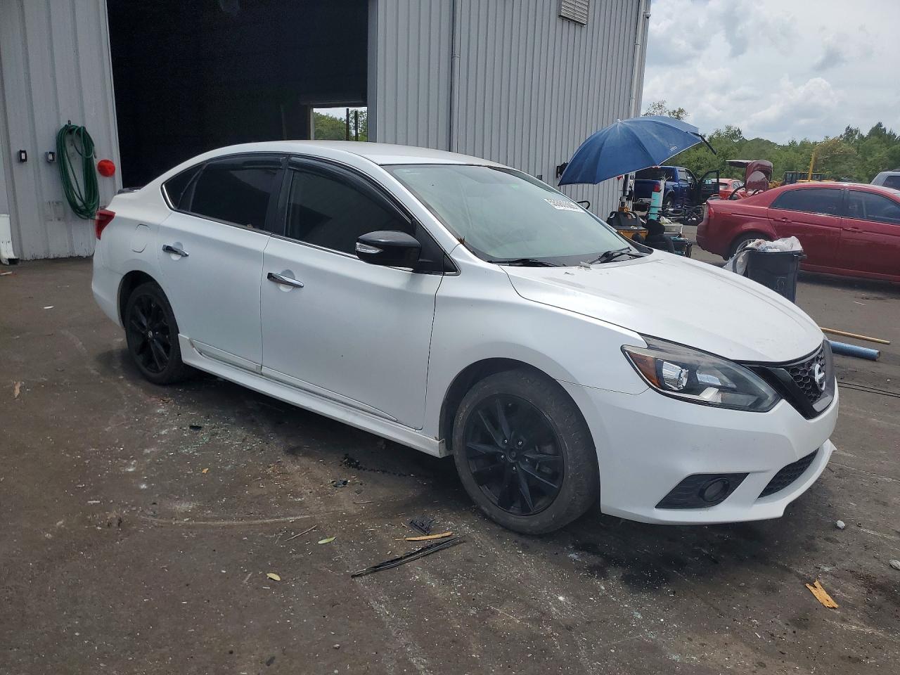 2018 Nissan Sentra Sr - Фото 4
