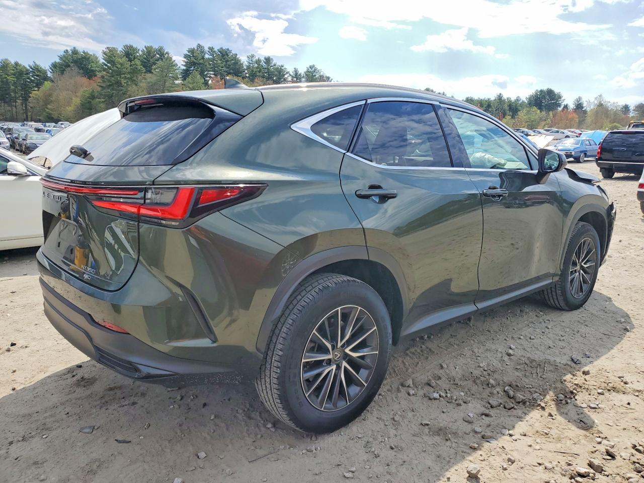 2024 Lexus Nx 350 Premium - Image 3