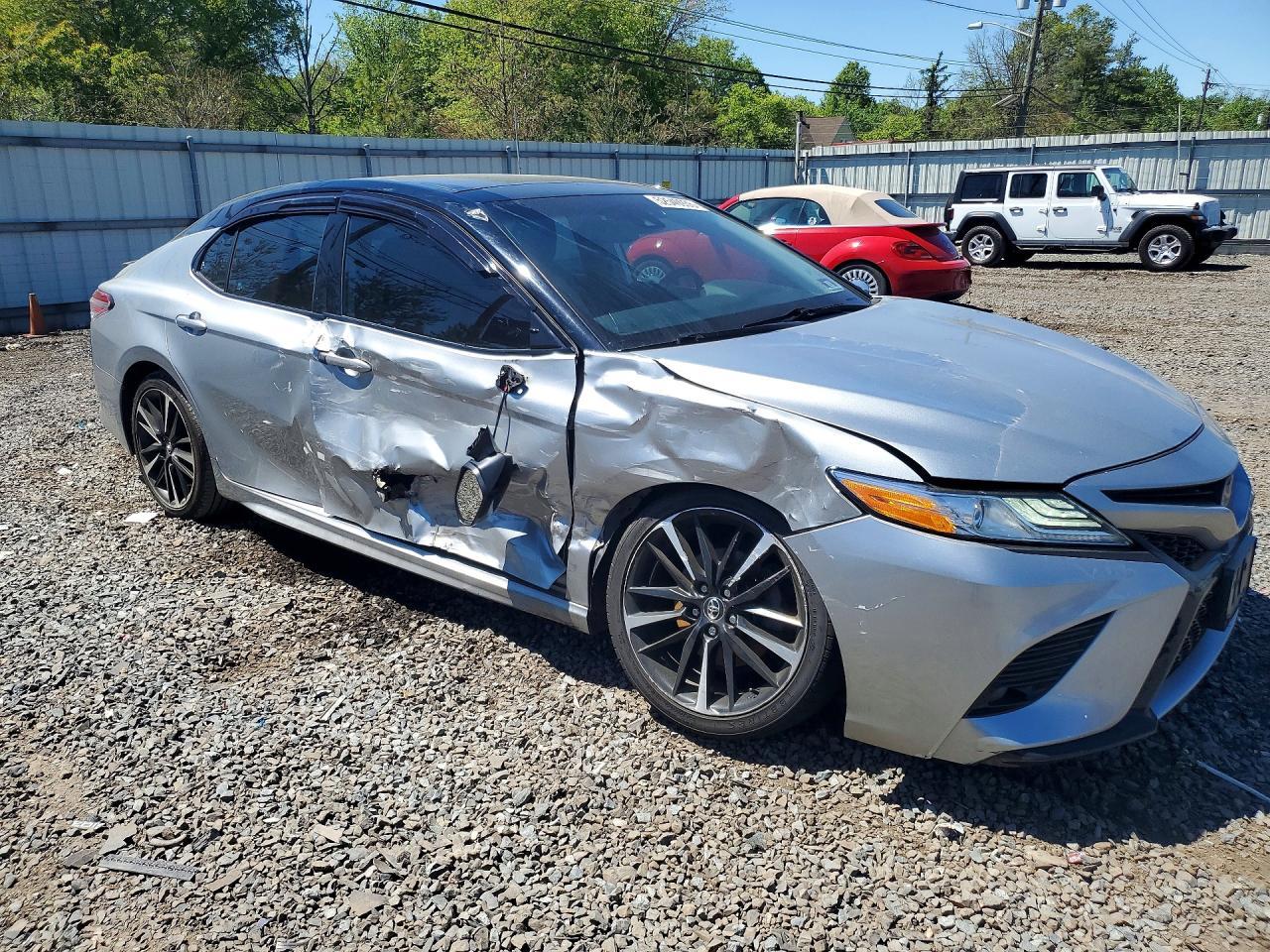 2020 Toyota Camry Xse - Image 4