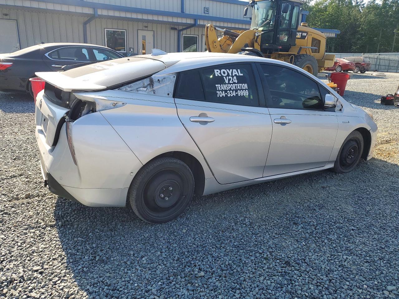 2017 Toyota Prius Four - Фото 3