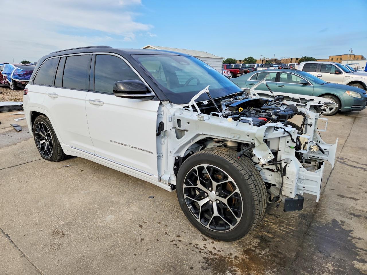 2025 Jeep Grand Cherokee Summit - Фото 4