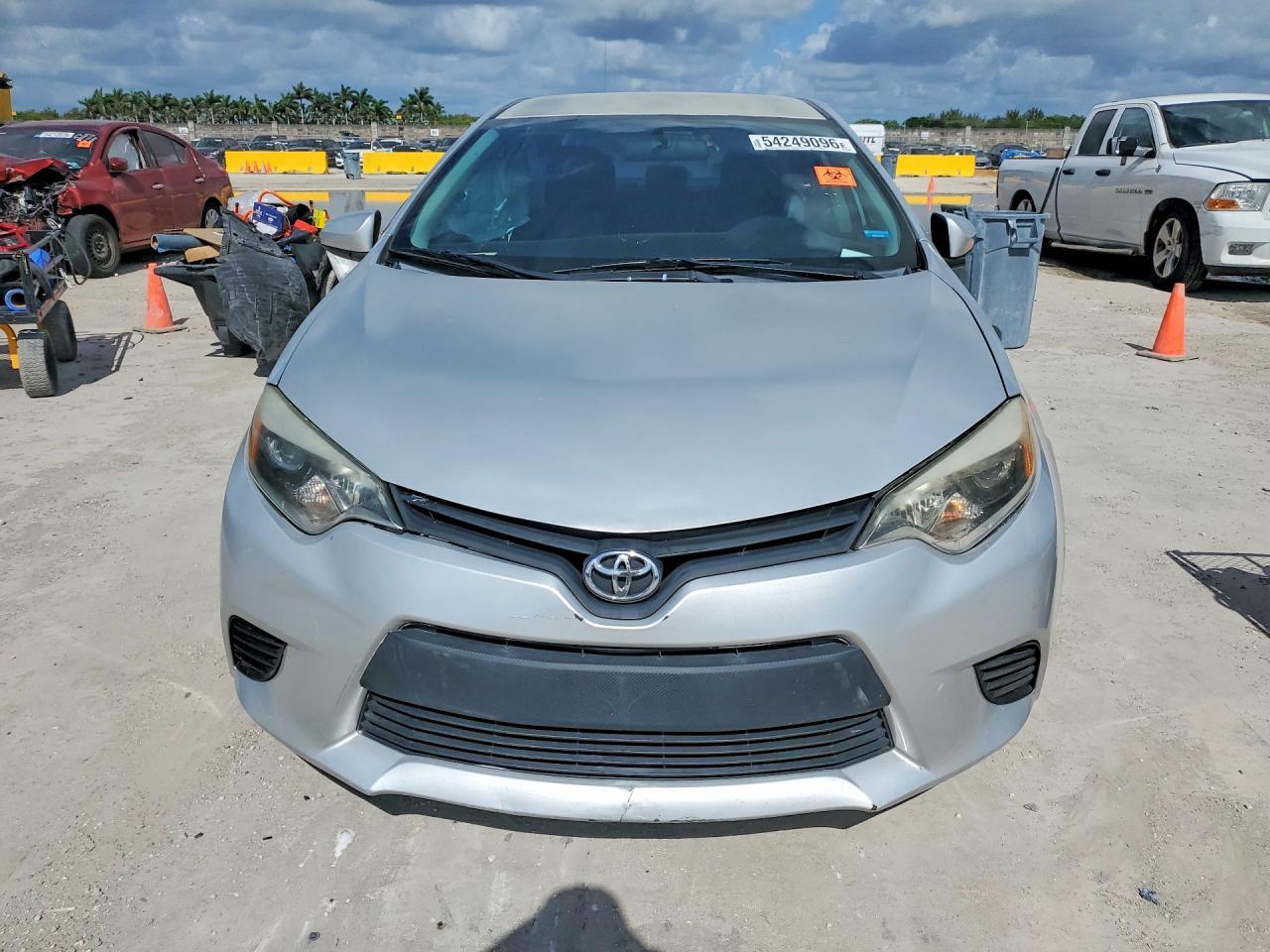 2015 Toyota Corolla Le - Image 5