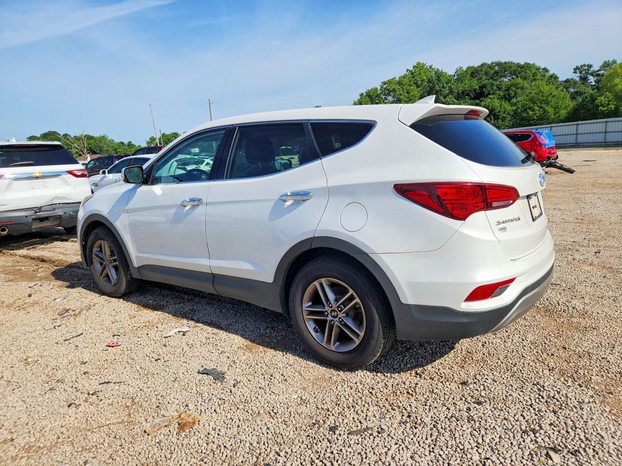 2017 Hyundai Santa Fe Sport 2.4L - Image 2