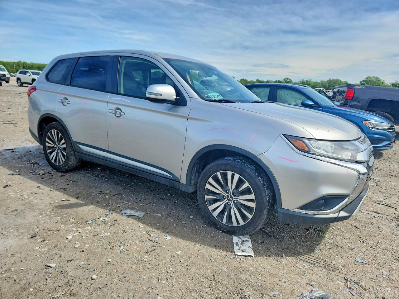 2019 Mitsubishi Outlander Se - Image 4