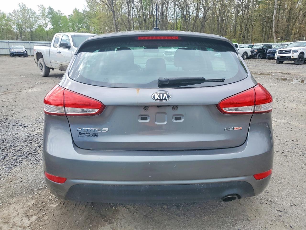 2015 Kia Forte - Фото 6