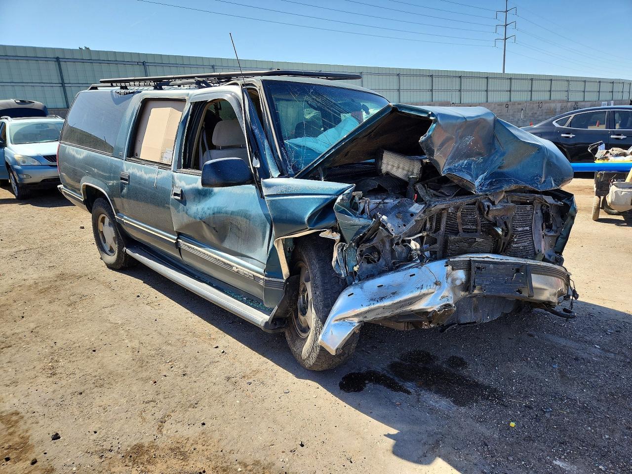 1999 Chevrolet Suburban K1500 - Фото 4