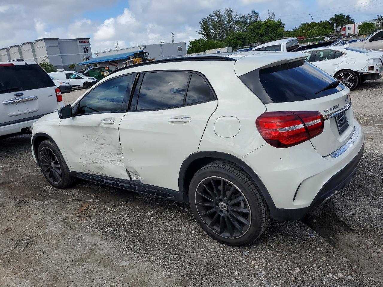 2018 Mercedes-Benz Gla 250 - Фото 2