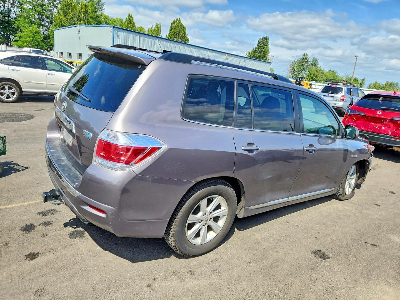 2011 Toyota Highlander Hybrid - Image 3