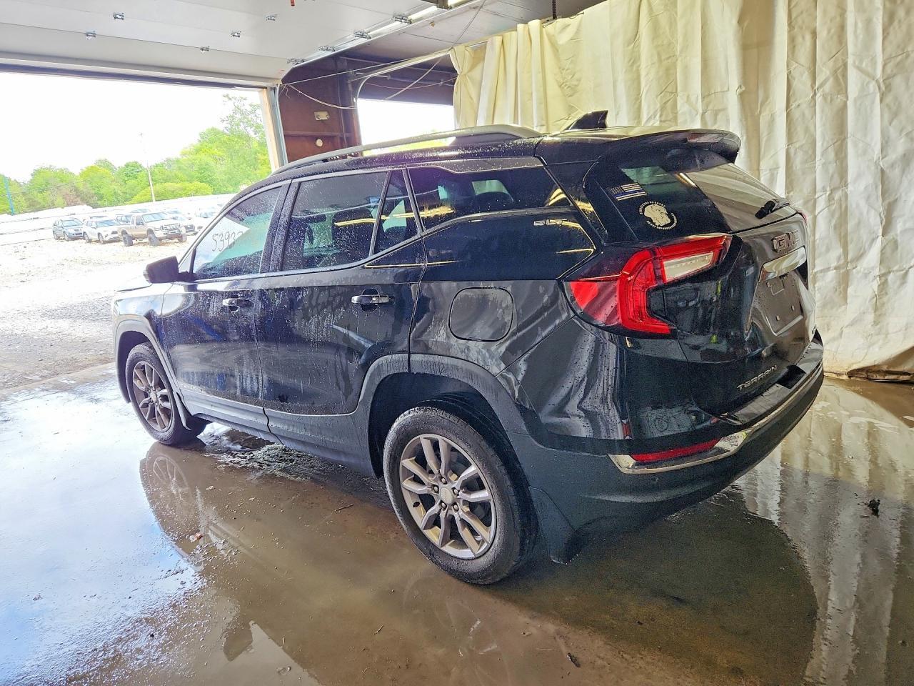 2024 GMC Terrain Slt - Фото 2