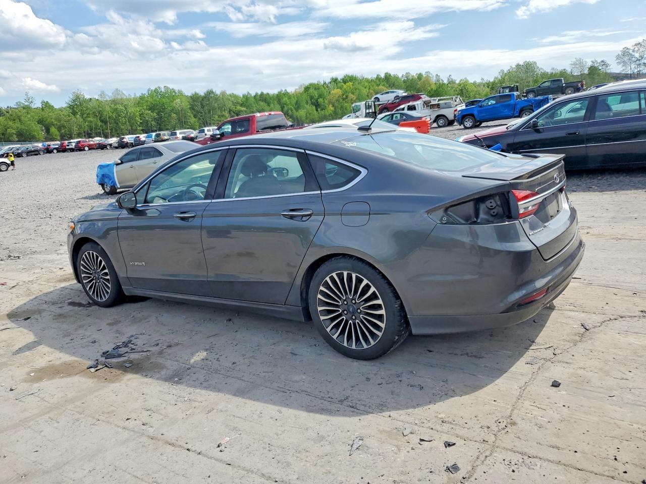 2018 Ford Fusion - Image 2