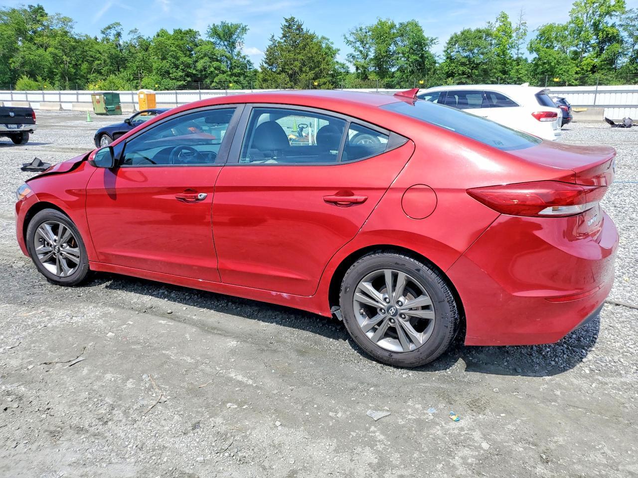 2017 Hyundai Elantra Se - Фото 2