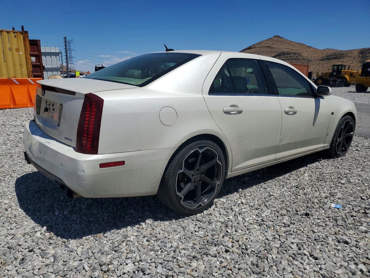 2005 Cadillac Sts - Image 3