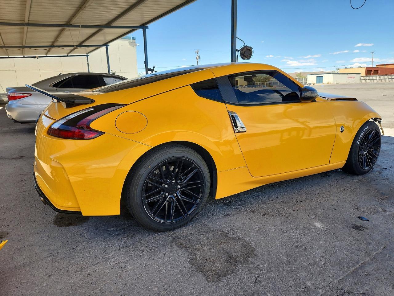2018 Nissan 370Z Base - Image 3