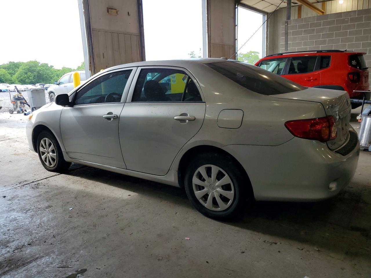 2010 Toyota Corolla Le - Image 2