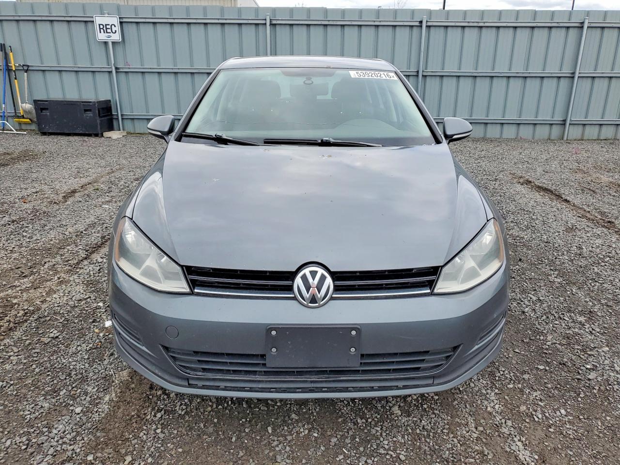 2016 Volkswagen Golf S - Image 5