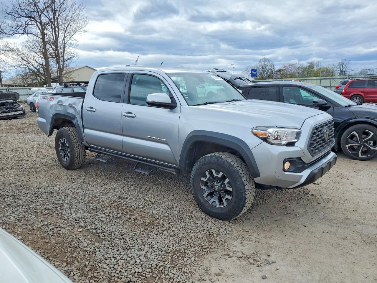 2022 Toyota Tacoma Double Cab - Image 4