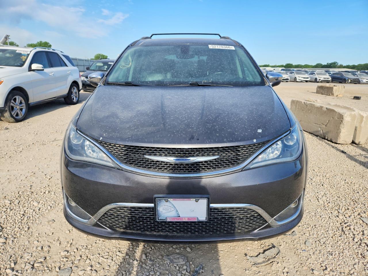 2017 Chrysler Pacifica Limited - Фото 5