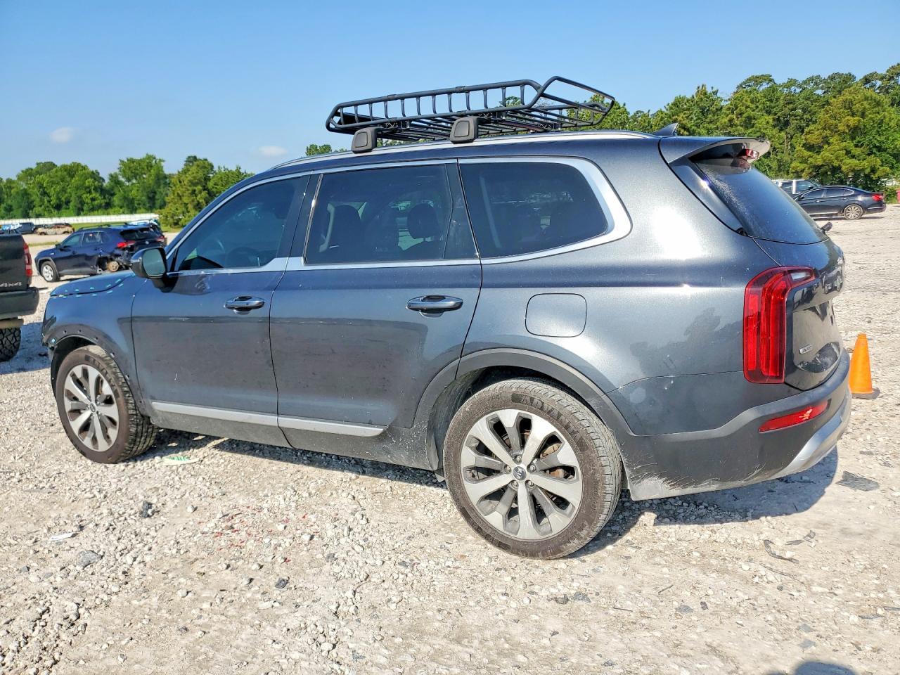 2020 Kia Telluride S - Image 2