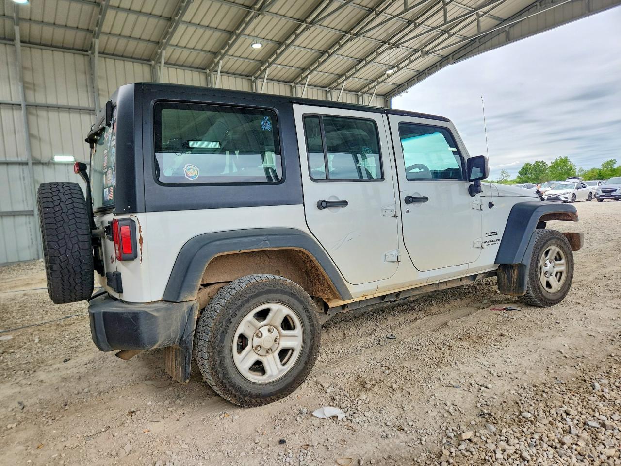 2016 Jeep Wrangler Unlimited Sport - Image 3