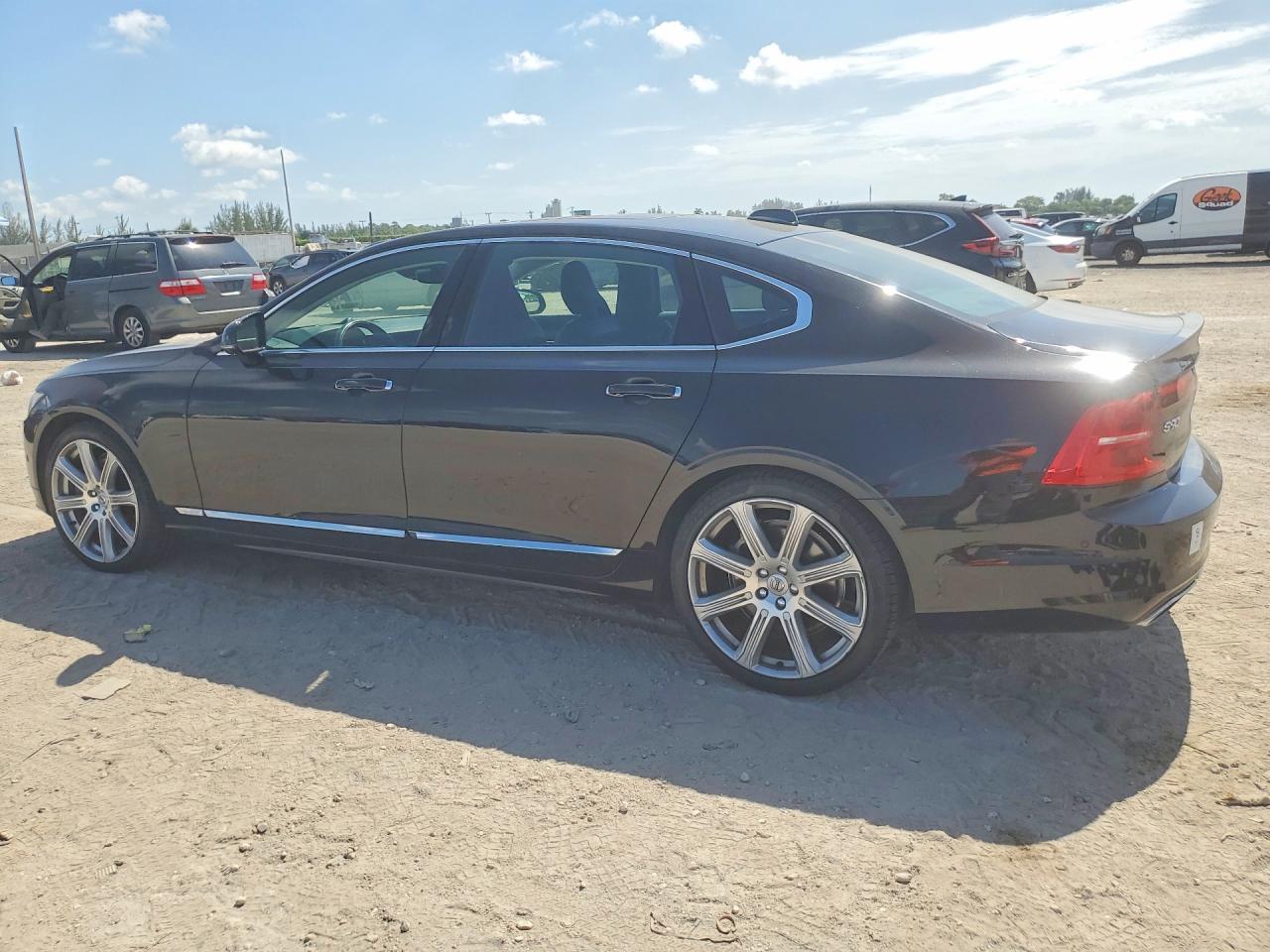 2019 Volvo S90 T6 Inscription - Фото 2