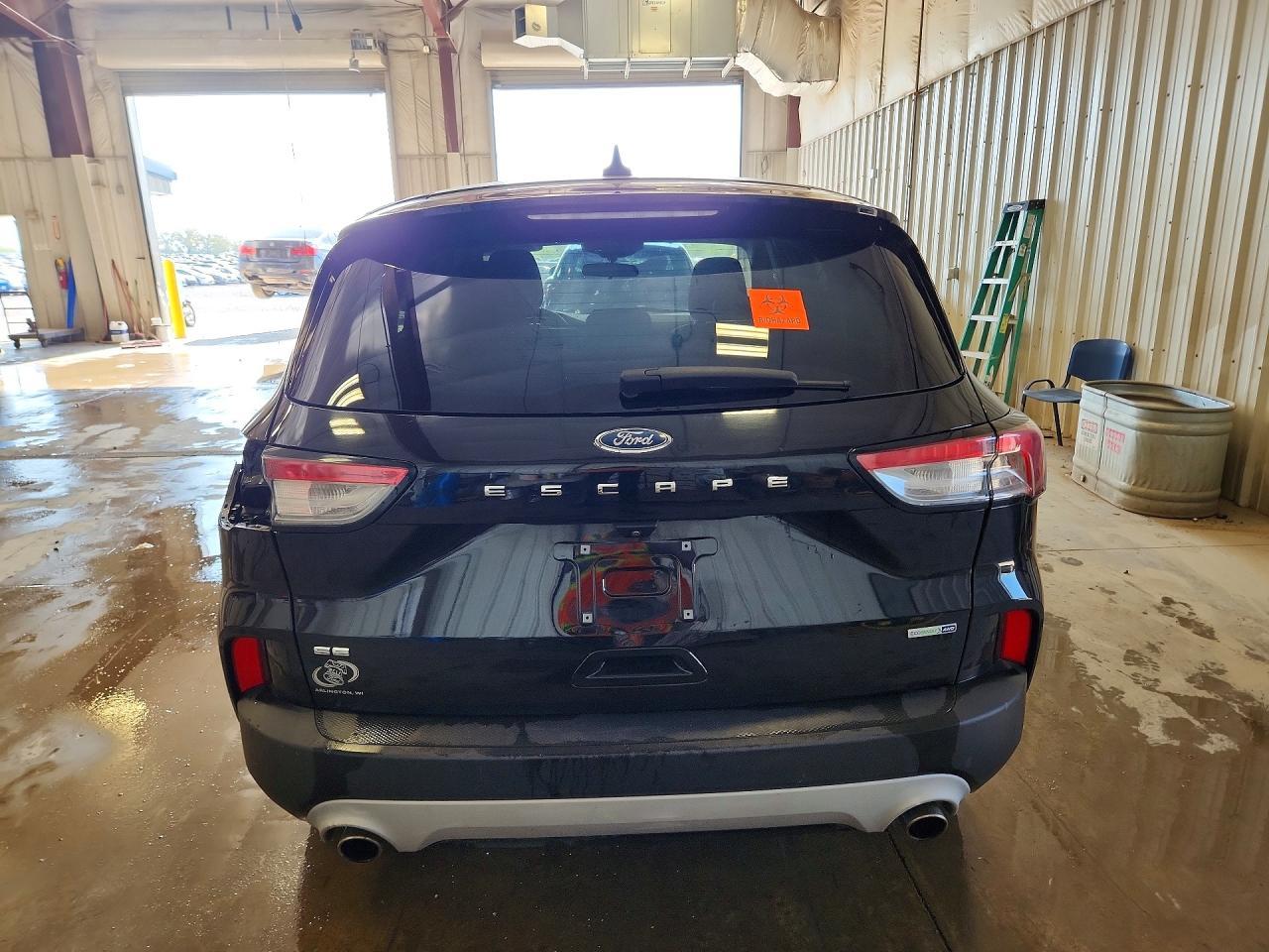 2020 Ford Escape Se - Фото 6