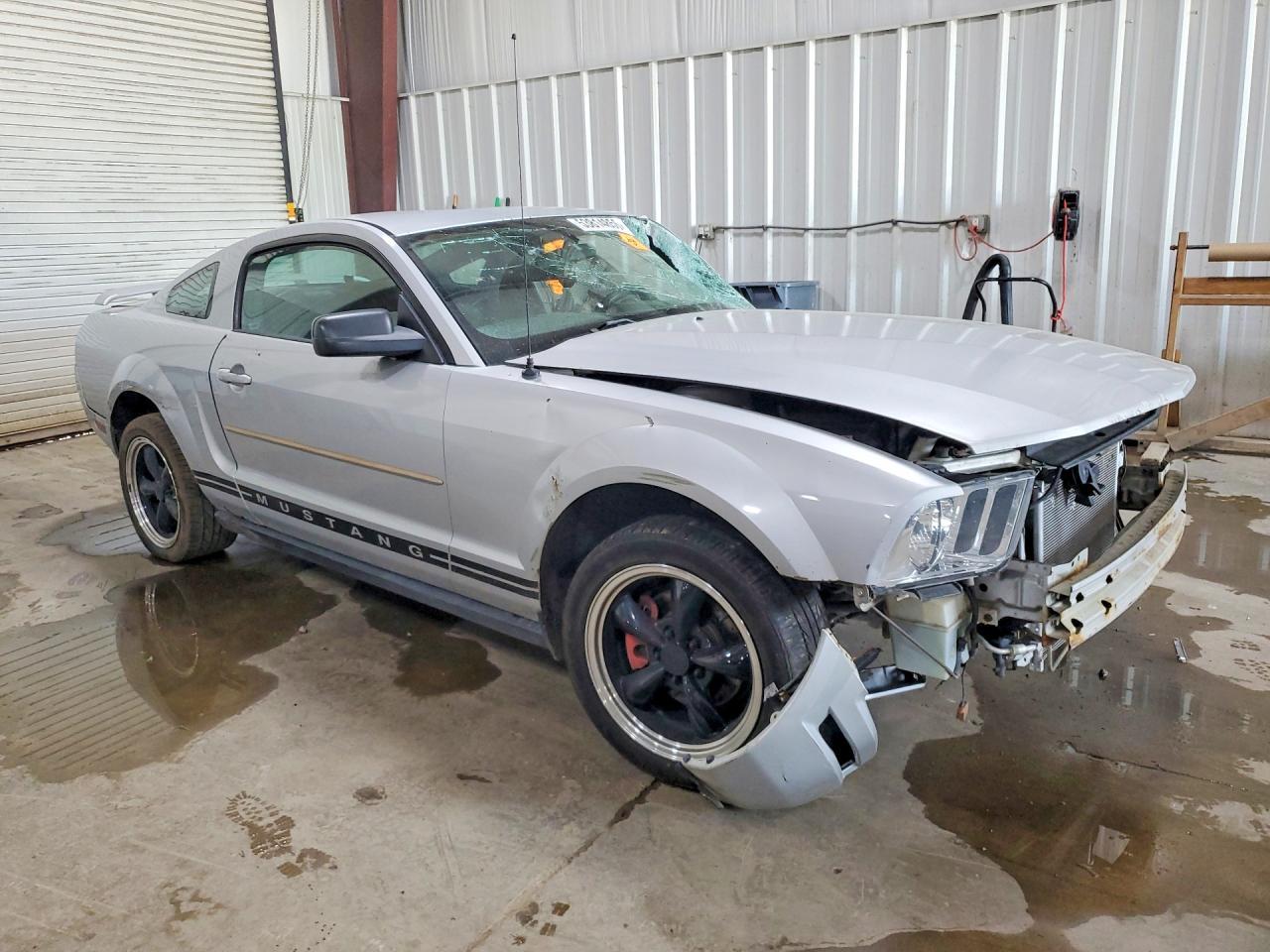 2006 Ford Mustang - Image 4